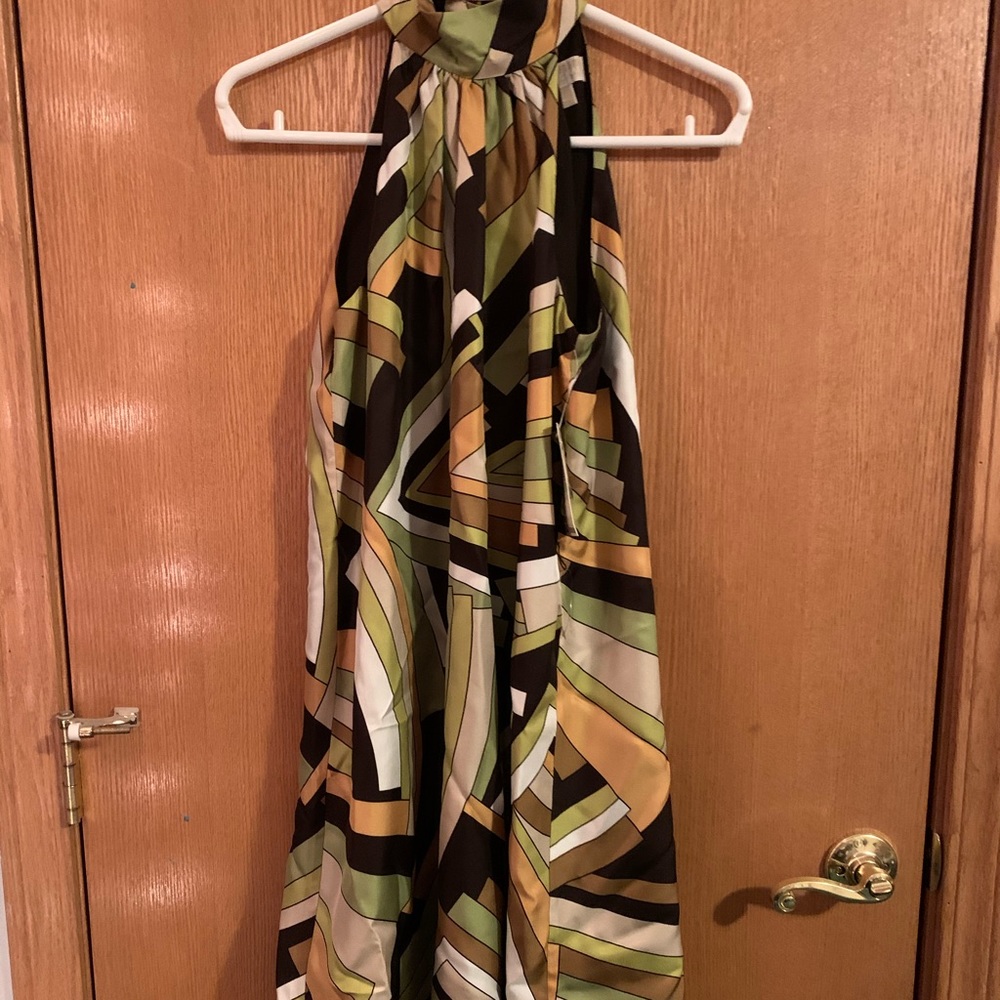 Funky Michael Joe’s dress!